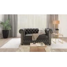 Chloe - Sofa 2 sitzer mit Schlaffunktion Chesterfield aus veganem Leder mit Holzfüßen