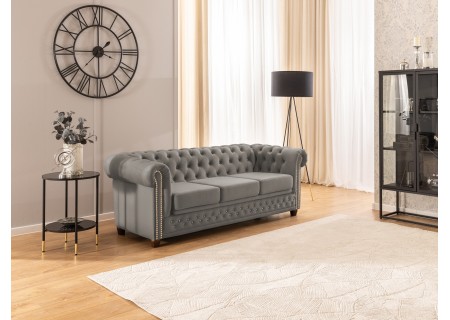 Cleo Blink - Chesterfield 3-Sitzer Sofa mit Schlaffunktion aus Samt mit Kristallsteppung und braunen Massivholzfüßen