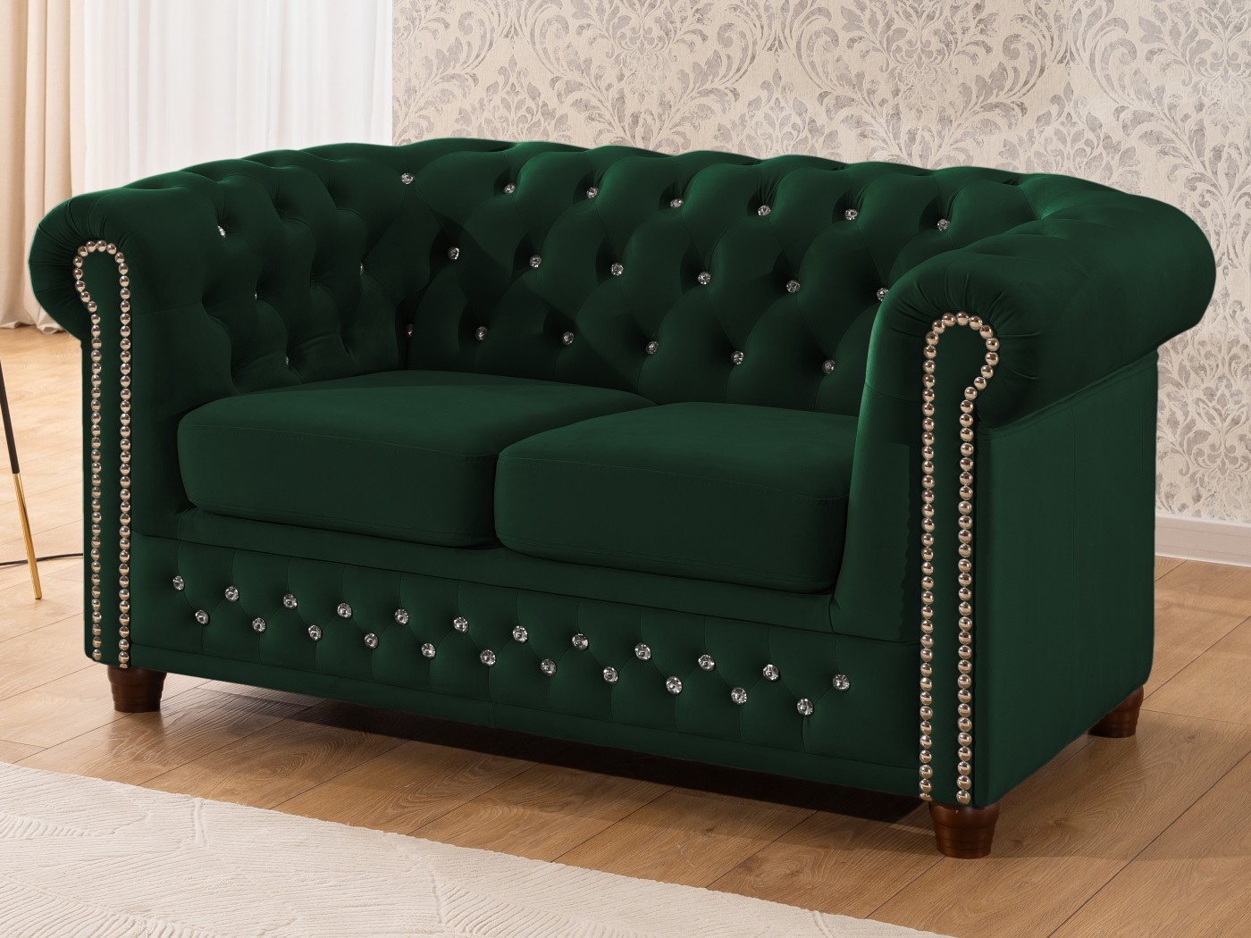 Cleo Blink - Chesterfield 2-Sitzer Sofa aus Samt mit Kristallsteppung und braunen Massivholzfüßen