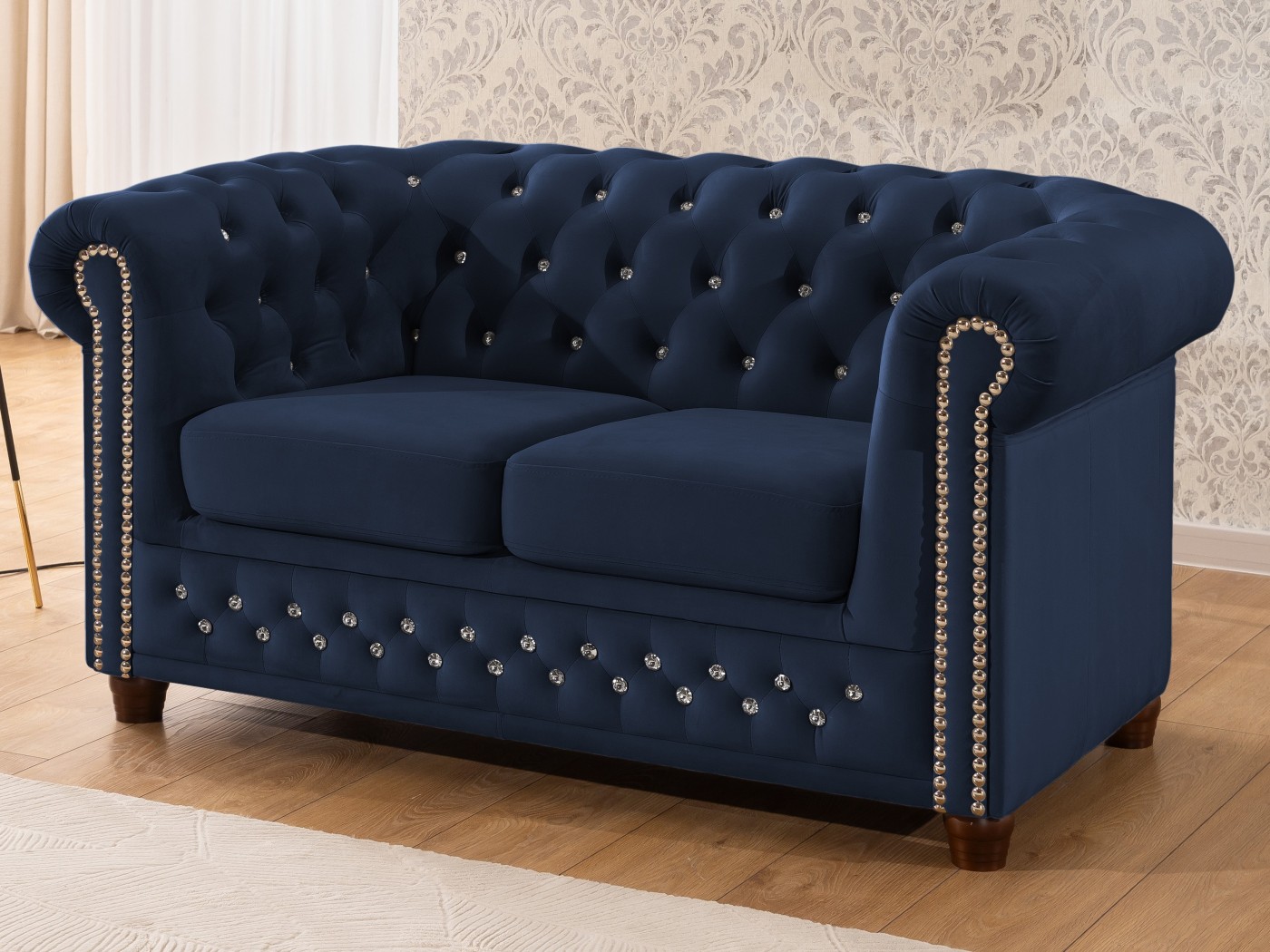 Cleo Blink - Chesterfield 2-Sitzer Sofa aus Samt mit Kristallsteppung und braunen Massivholzfüßen