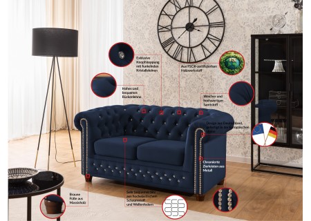 Cleo Blink - Chesterfield 2-Sitzer Sofa aus Samt mit Kristallsteppung und braunen Massivholzfüßen