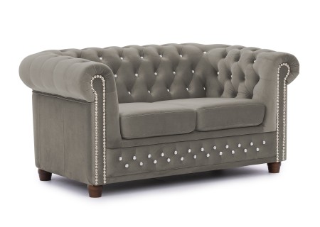 Cleo Blink - Chesterfield 2-Sitzer Sofa aus Samt mit Kristallsteppung und braunen Massivholzfüßen