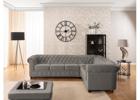 Cleo Blink - Chesterfield Ecksofa L-Form aus Samt mit Kristallsteppung und braunen Massivholzfüßen