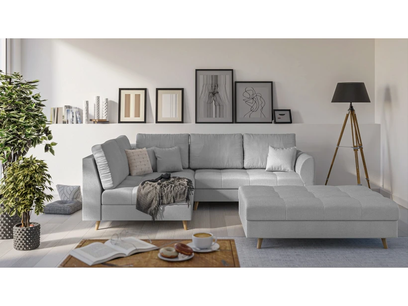 Charlotte Ecksofa und Fußhocker mit Holzfüßen im skandinavischen Stil